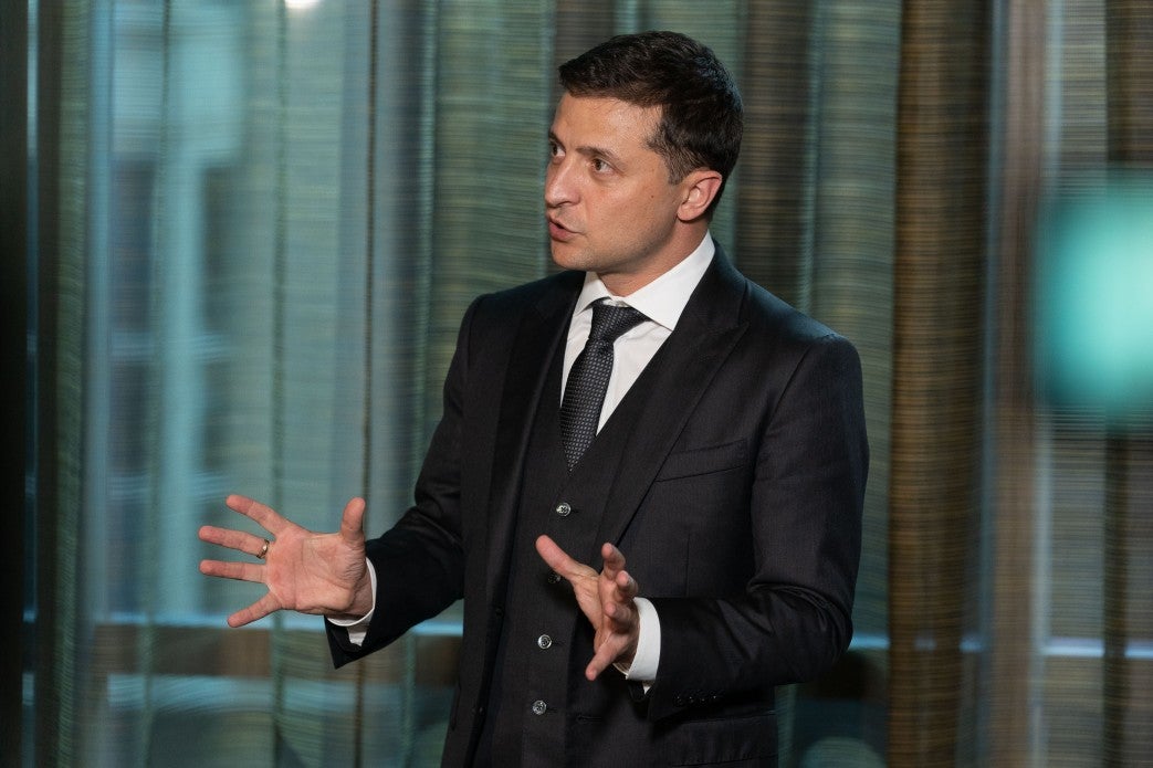 Зеленский не принесёт вам мир