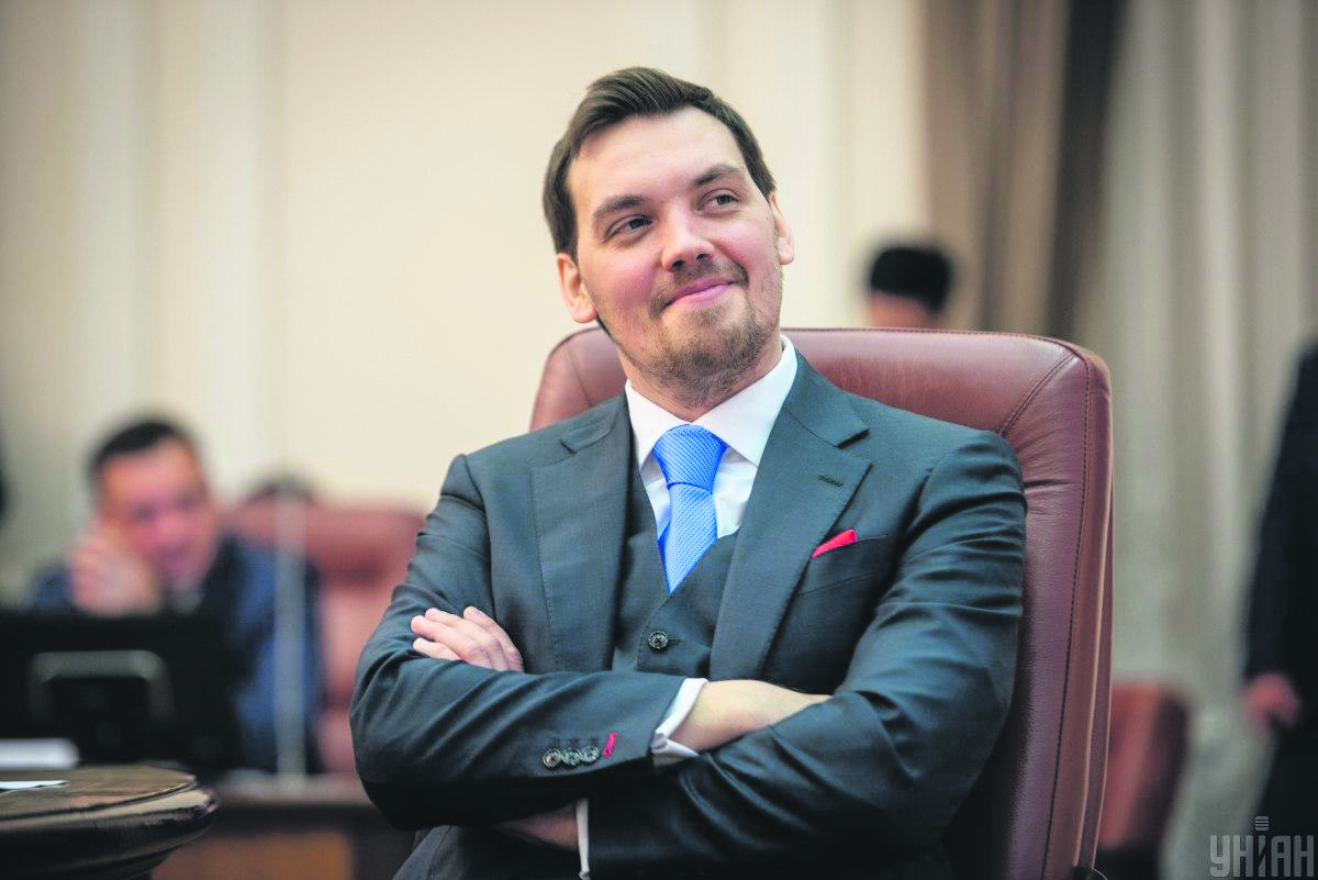 Гончарук продолжает "радовать" некомпетентностью и упрямством