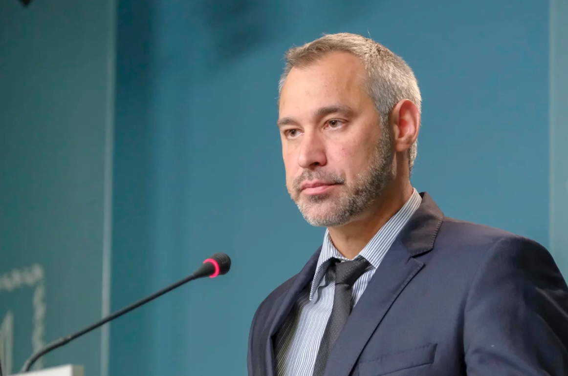 Я не стал ничьим слугой: Рябошапка обратился к народу с трибуны Рады и покинул зал заседаний