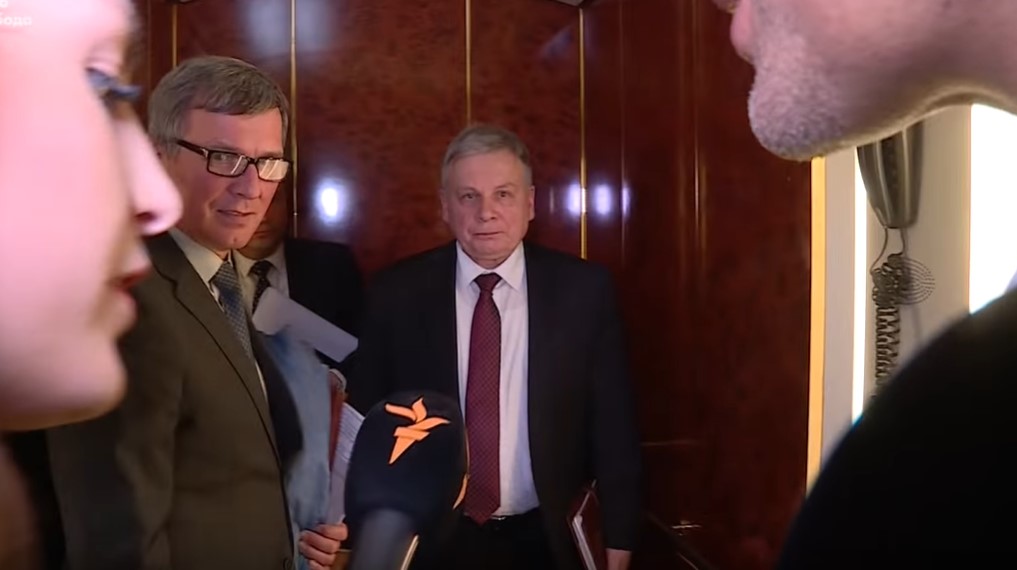 В «Слуге народа» раскритиковали Тарана за увиливание от вопроса журналистов о НАТО