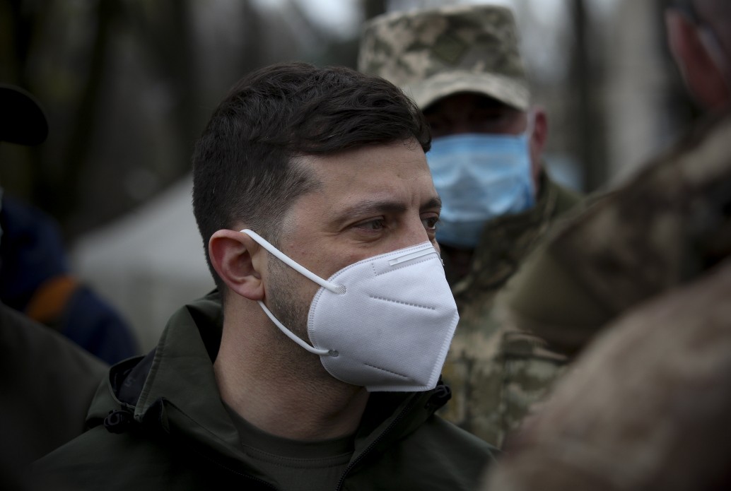 Мир на Донбассе: Почему у Зеленского ничего не получается
