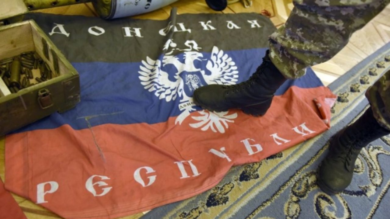 "Хотят впихнуть "Л/ДНР" назад!" В России заявили о проигрышной партии Кремля на Донбассе