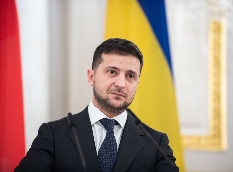 Отмена закона о люстрации Зеленскому не поможет – профессионалы не хотят с ним работать, – политолог