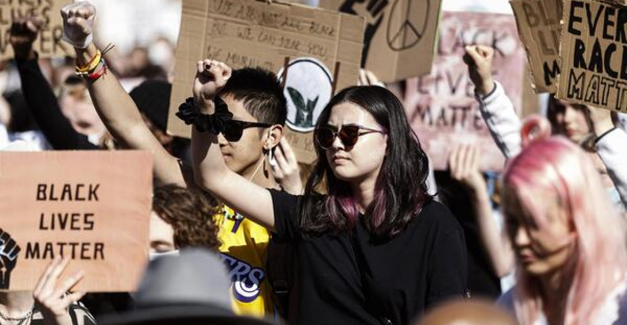 Афроамериканцы чаще умирали во время пандемии, но не потому что белые отказывались их лечить