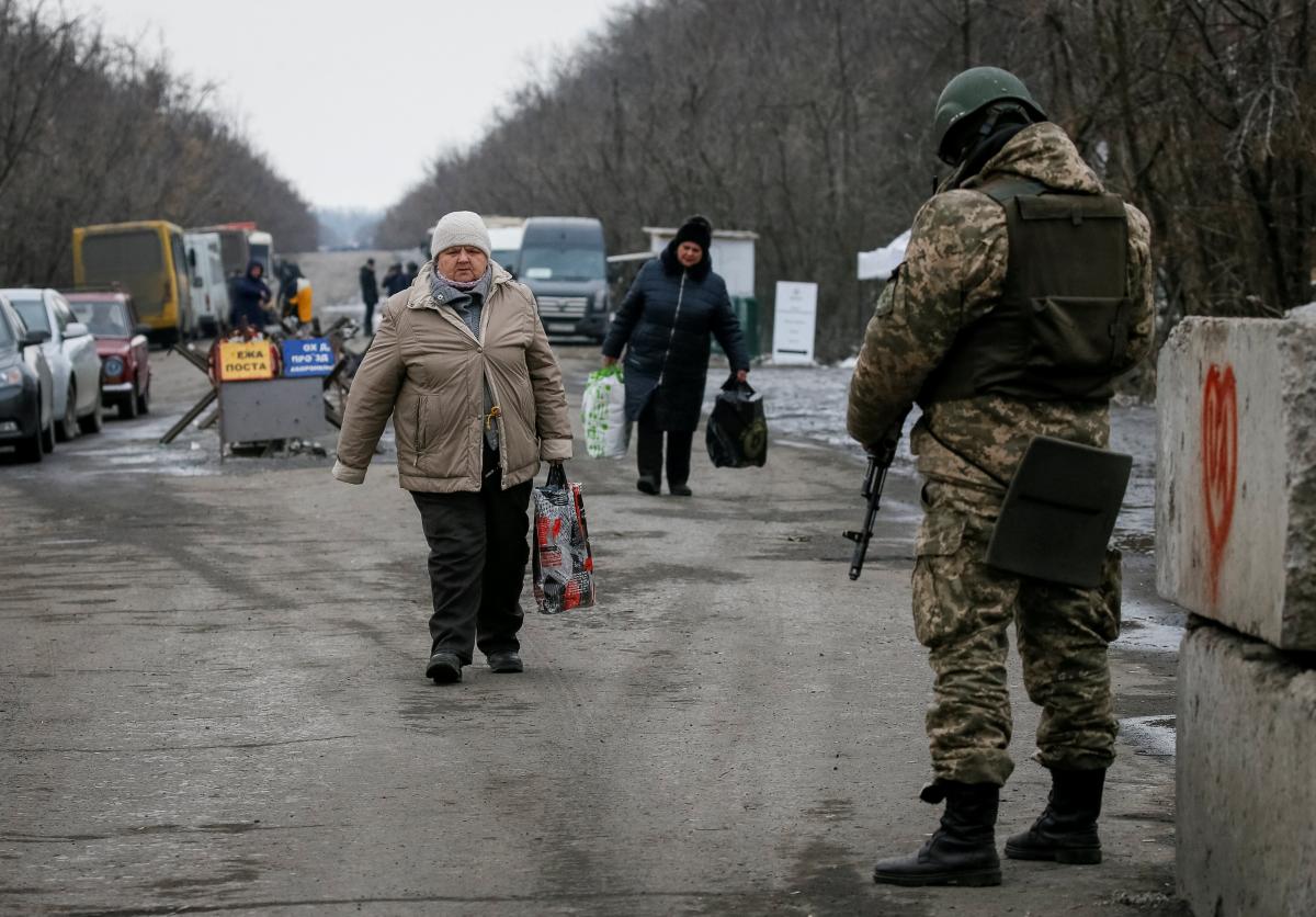 Заседание ТКГ: "бывшими жителями Донбасса" нас сделала Россия