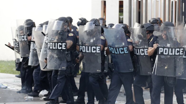 Deutsche Welle: Дональд Трамп анонсировал реформу полиции