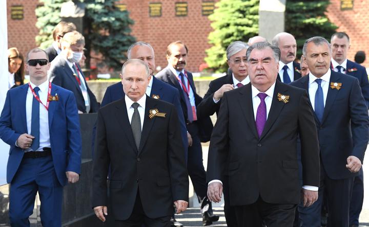 Парад показал истинную роль России в мире