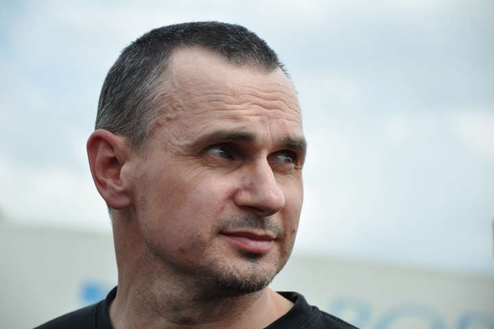 Власть разрывает государство на куски собственных интересов. И это только начало - Сенцов