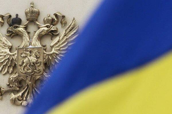 Коррумпированная страна может существовать. Оккупированная - нет