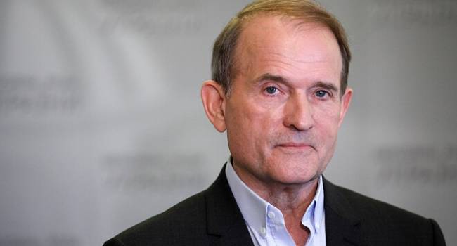 Медведчук предложит Зеленскому назначить его главой ТКГ, чтобы решить вопрос с Донбассом, – политолог