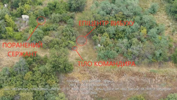 Зеленский наградил бойца, который сбежал с поля боя и бросил умирать морпеха Журавля