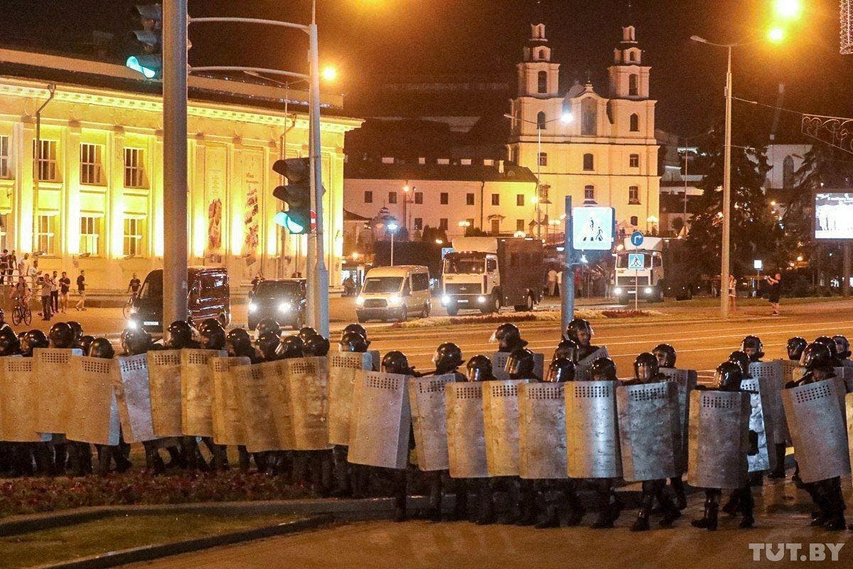 Протестующих в Беларуси могли разгонять российские силовики.