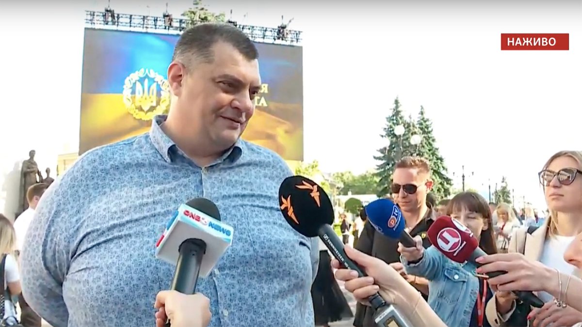 Клоун "Юзик" стал лидером в гонке за мэрское кресло в Кривом Роге