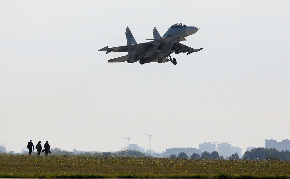 ⚡ В России разбился истребитель