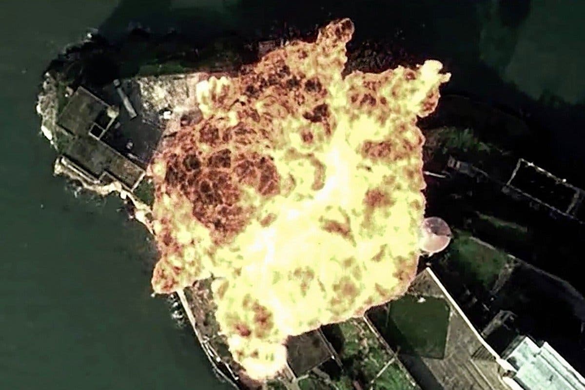 Китай показал видео об уничтожении базы ВВС США с кадрами из голливудских фильмов