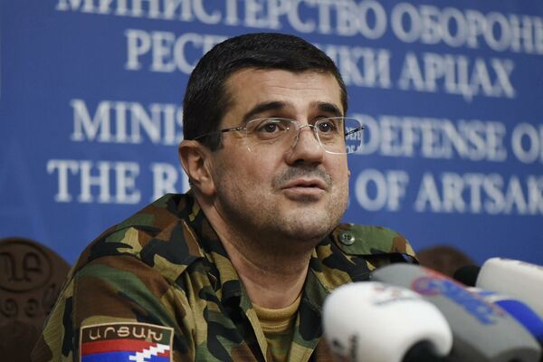 Непризнанный Карабах пригрозил Азербайджану "отечественной" войной