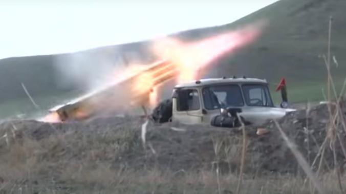 Азербайджан захватил крупную партию российского оружия, a второй по величине город снова подвергся нападению