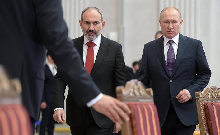 Путин становится для армян “Лениным XXI века” – тот отдал Арарат туркам, этот отдал уже половину Карабаха
