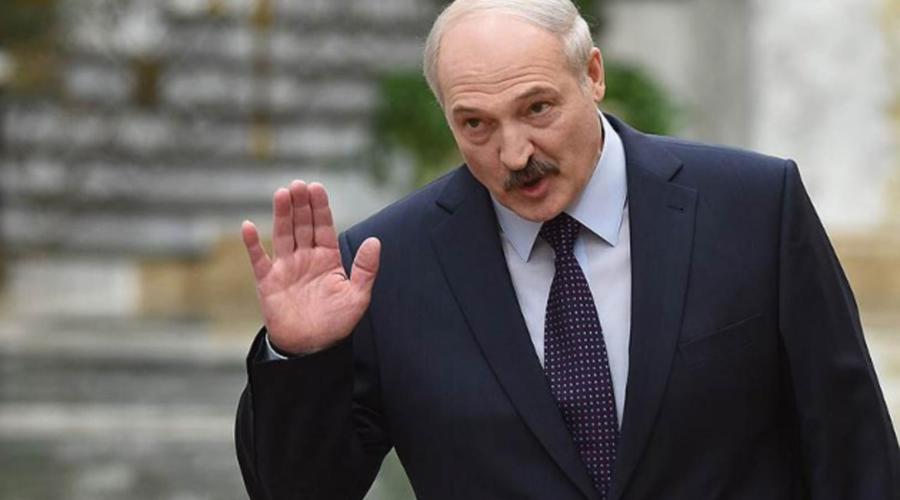 Лукашенко отчаянно пытается продать Беларусь Китаю