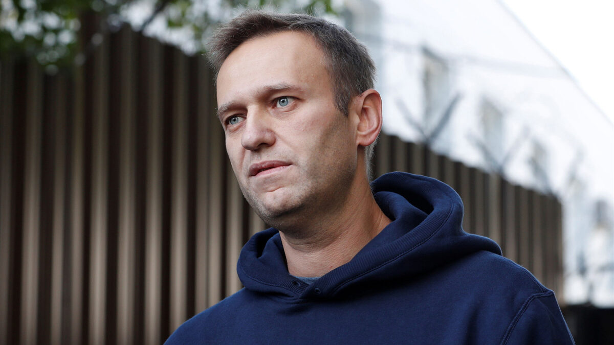 Навального отравили сотрудники секретного подразделения ФСБ. Названы их имена (Видео)