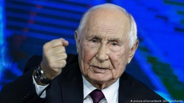 Старый дед и внучек. Чего ждать в четверг от пресс-конференции Путина
