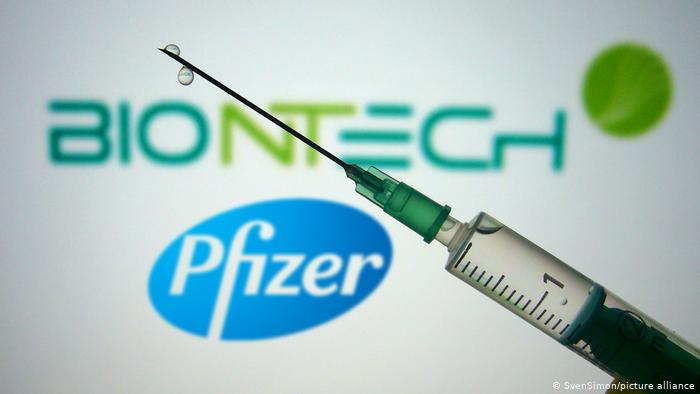 Компании Pfizer и BioNTech заявили, что их вакцина эффективна против "британского" и "африканского" штаммов коронавируса