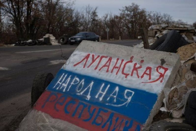 В Луганске разочаровались в паспортах России: "Мы несуществующий регион, присоединять не будут"