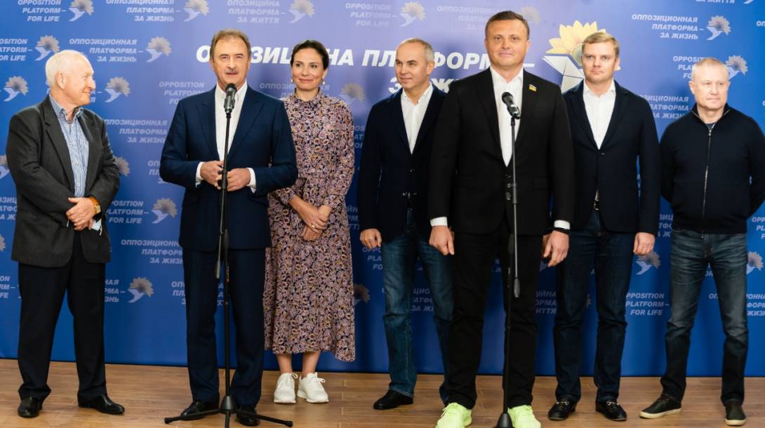 ОПЗЖ инициирует импичмент Зеленскому после блокировки телеканалов кума Путина