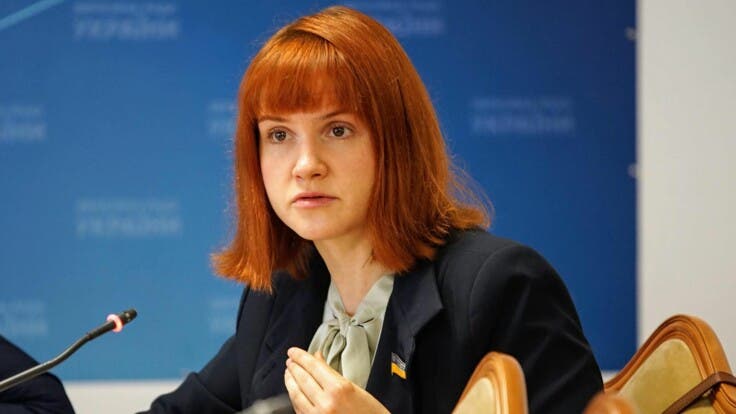 «Э…что…э…по…»: «Слуга народа» Безуглая выступила с непонятной речью. Ее высмеяли в Сети