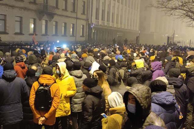 Приговор Стерненко: кто подставил Зеленского