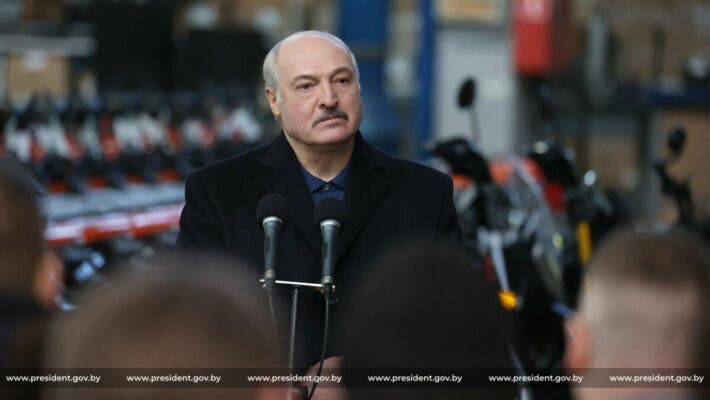 «Тротил и даже пластид»: Лукашенко анонсировал показ «арсеналов оппозиции»