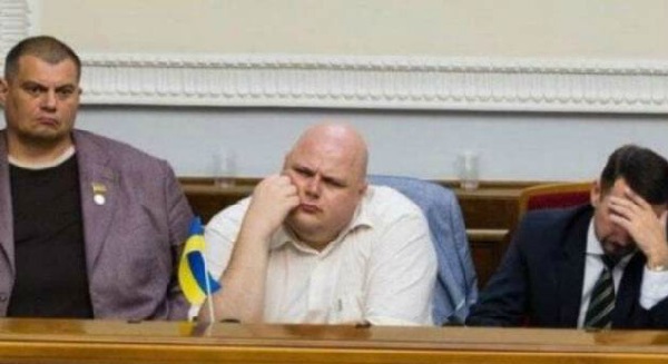 Команда Зеленского — это сборище идиотов