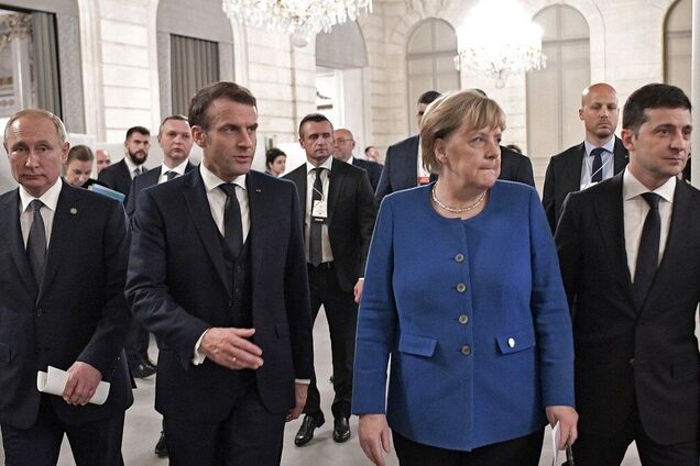 Зеленский "наказан", плохо себя ведет и раздражает Путина