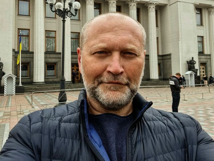 РФ начала отвод войск от границ Украины. Как говорил классик: "От бач, злякався, й…баний сцикун". Градус напряжения спал. Плохо, что не навсегда