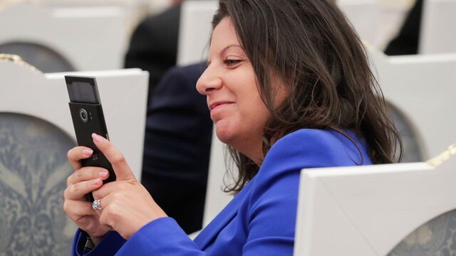 Facebook удалил страницу проекта пропагандистов РФ. Симоньян угрожает закрыть соцсеть