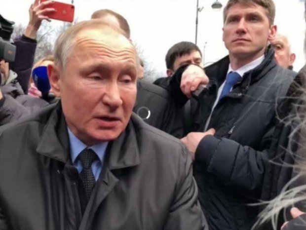 Почему Путин на параде 9 мая выглядел старше ветеранов? (В. Рыбников)