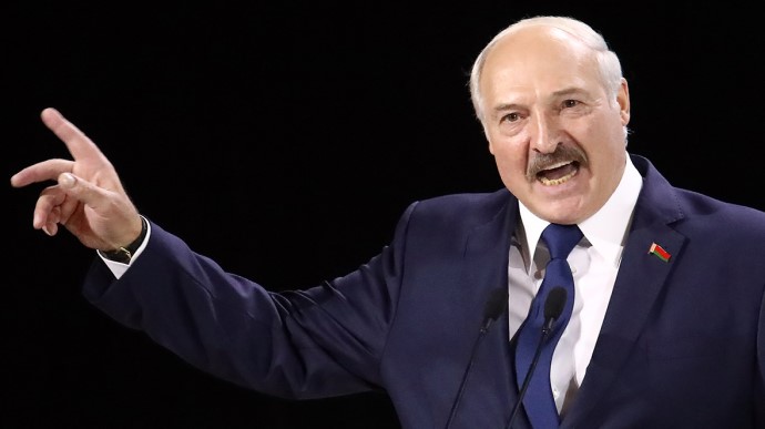 Лукашенко впервые прокомментировал посадку самолета Ryanair и обозвал Протасевича "террористом и под*нком"