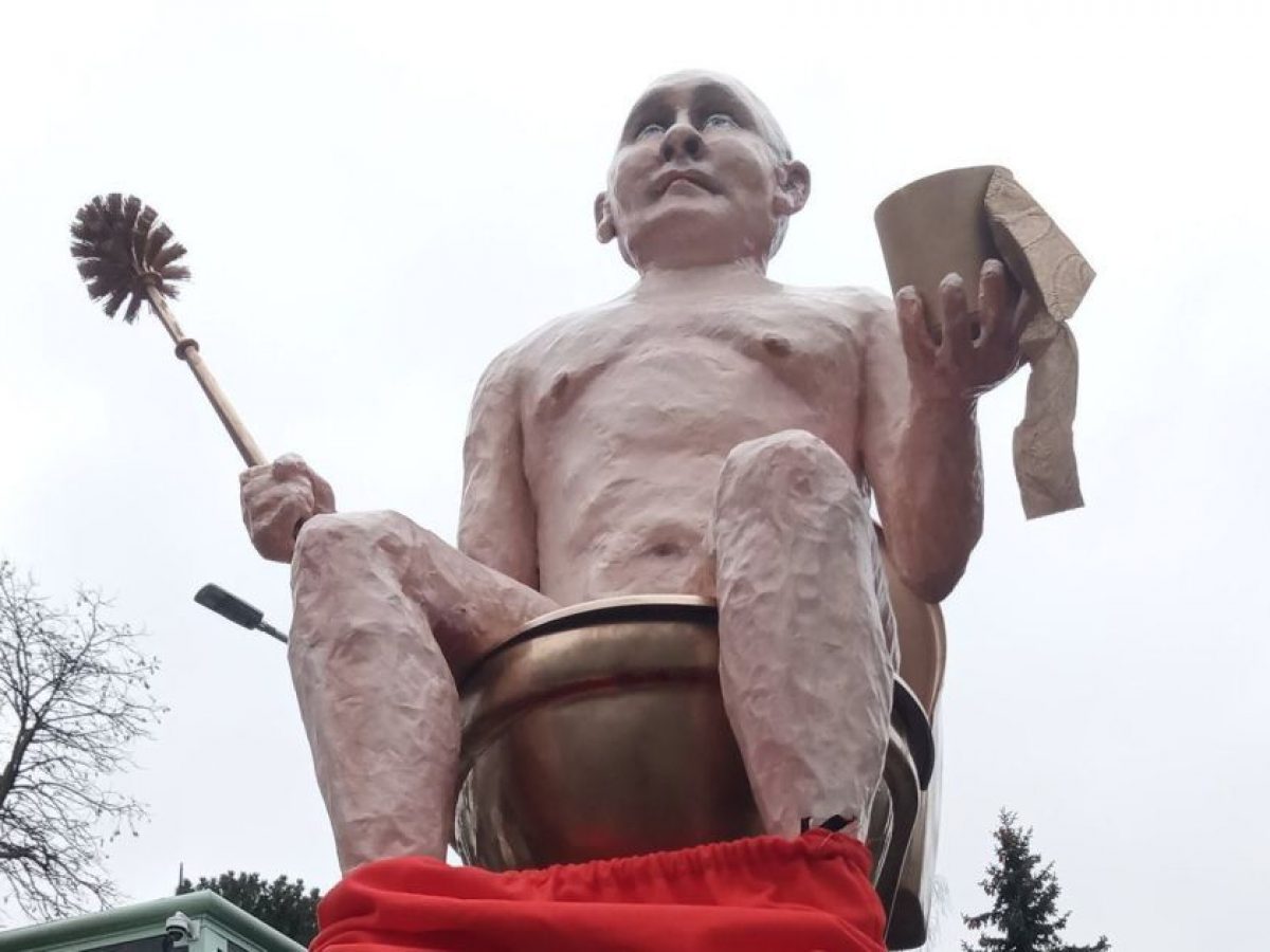 В стране, где Путин – президент “все позволено” – и конь в Сенате и Бузова во МХАТе