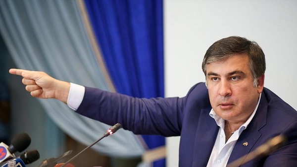 Саакашвили пригрозил назвать ряд известных имен политиков, саботирующих борьбу с коррупцией
