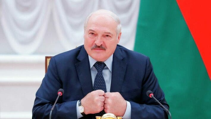 Лукашенко хочет отказаться принимать нелегальных мигрантов назад в Беларусь
