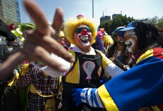 Новый репертуар Кабмина?