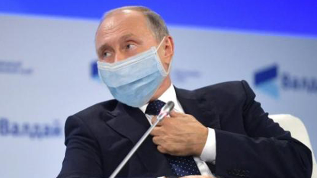 Путин на карантине. Ситуация в РФ серьезнее, чем врет статистика