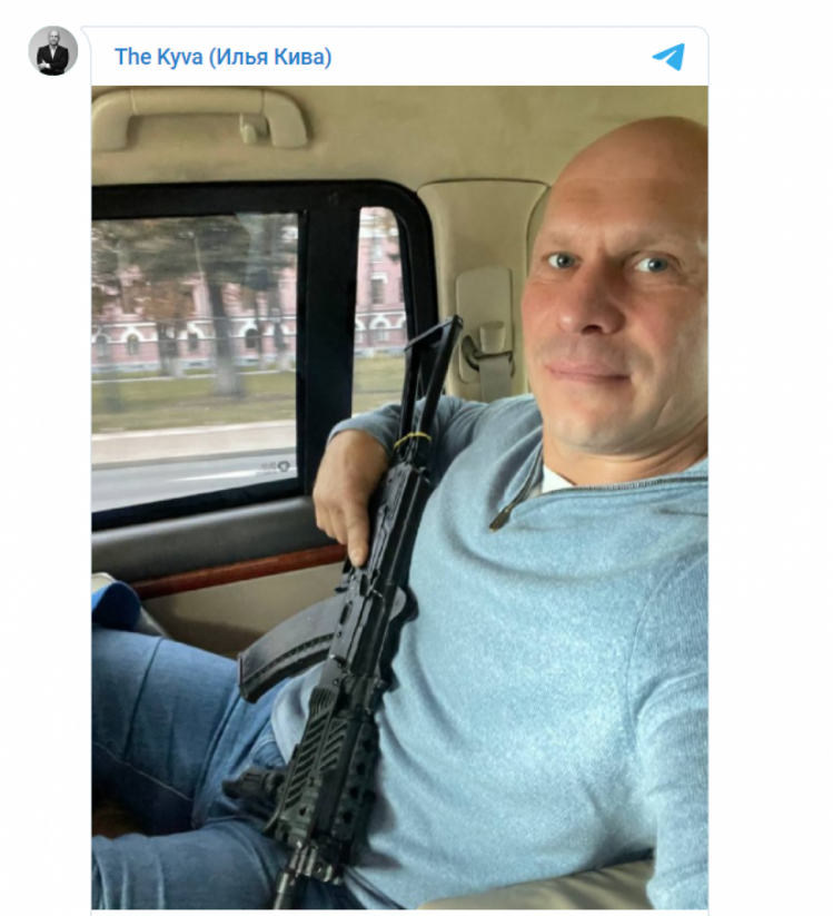 «Это только начало»: Кива с автоматом в руках прокомментировал покушение на Шефира
