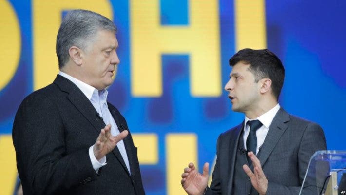 Зеленский заявил, что Порошенко «доказал, что закон об олигархах работает», тот обозвал его «детищем Коломойского»
