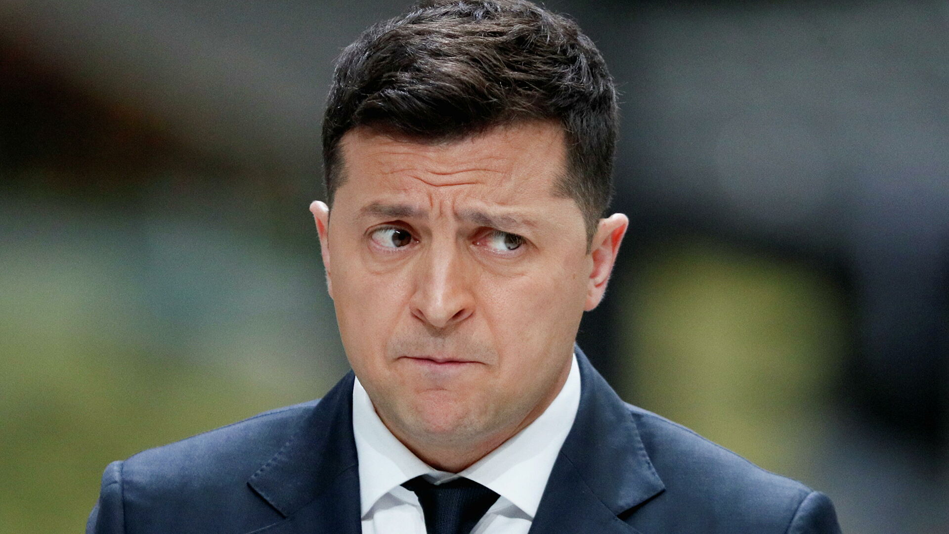 Зеленский в "матрице", Я тут главный: эксперт объяснил его самоуверенность на пресс-конференции (Видео)