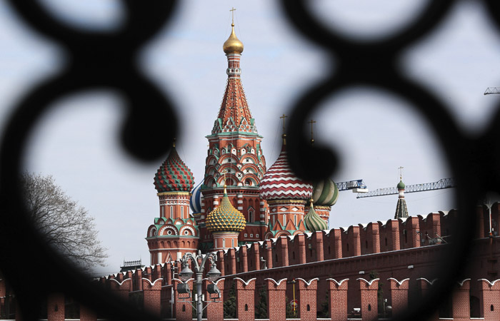 Резиновая женщина для Кремля или почему при президенте-клоуне отовсюду полезла приблатненная гниль и шваль!