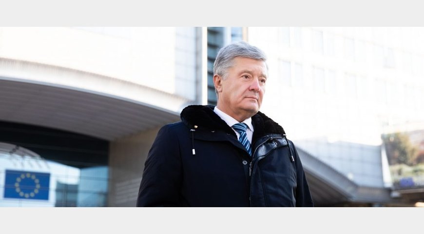 "До булави треба ще й голови". Порошенко заявил о готовности помогать украинской власти