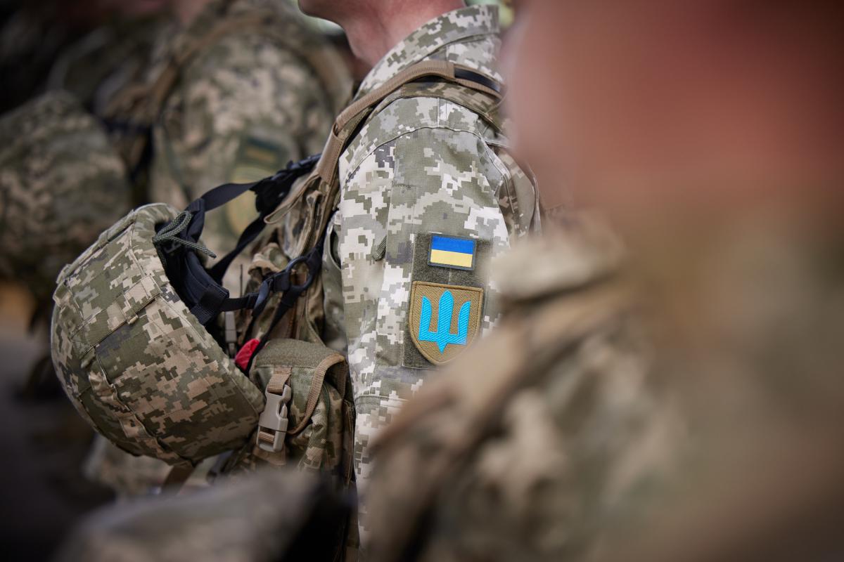 Увеличение армии на 100 тысяч и более высокая зарплата. В Украине отменят призыв на срочную военную службу