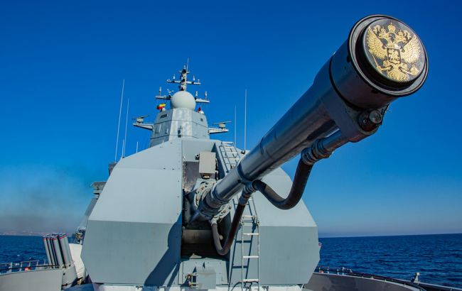 Российский корабль в Черном море уничтожил свой же самолет – ВМС Украины