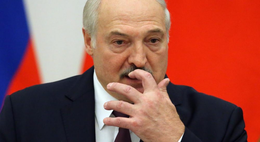 "Из Украины не успеем вернуться": Лукашенко начал что-то подозревать (Видео)